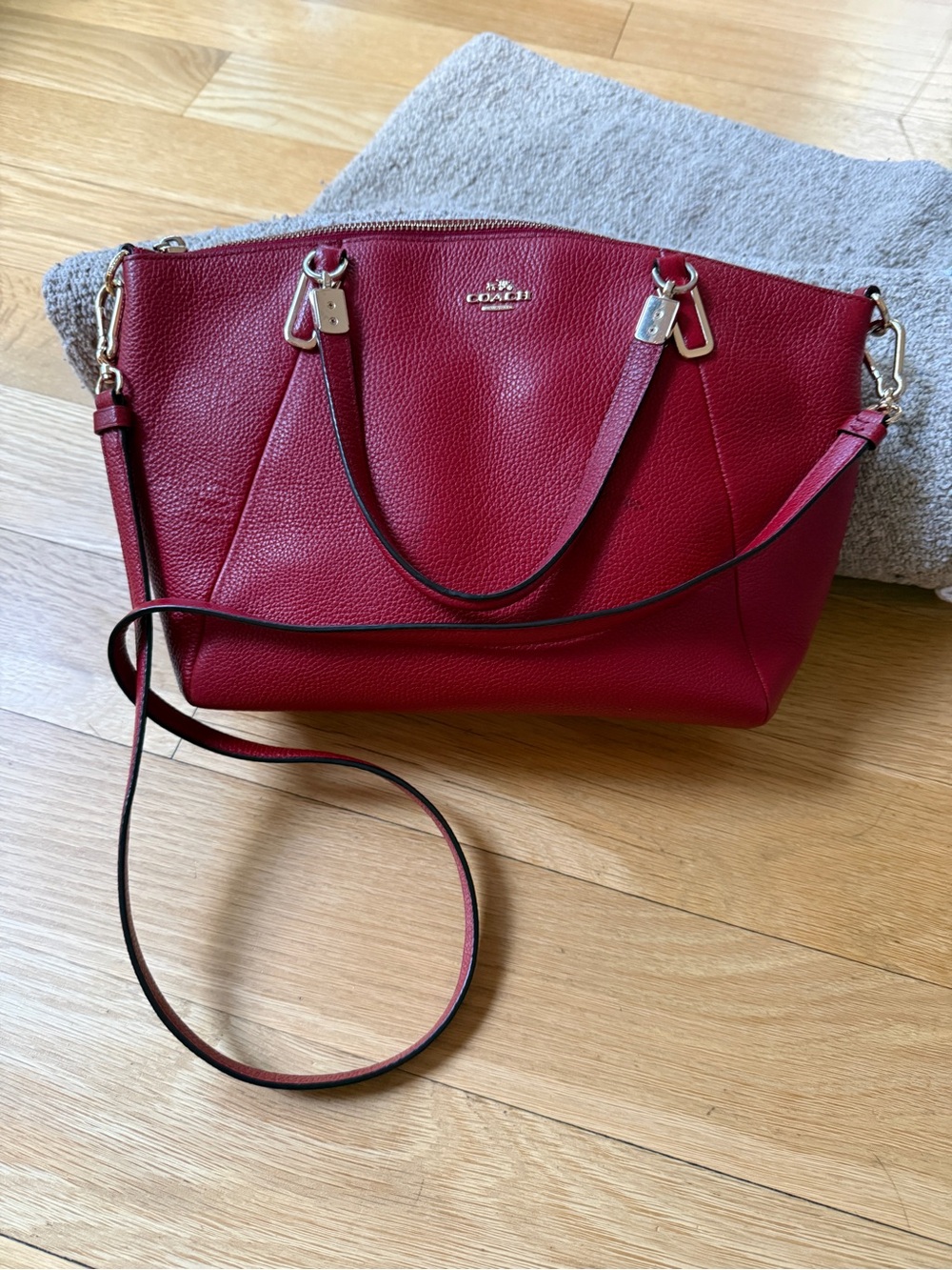 Coach small Kelsey Satchel in cranberry with Crossbody strap